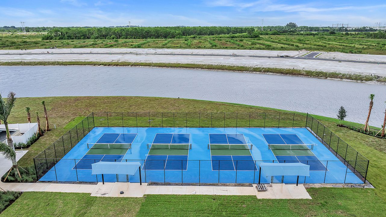 En Venta: $674,995 (3 camas, 3 baños, 2809 Pies cuadrados)