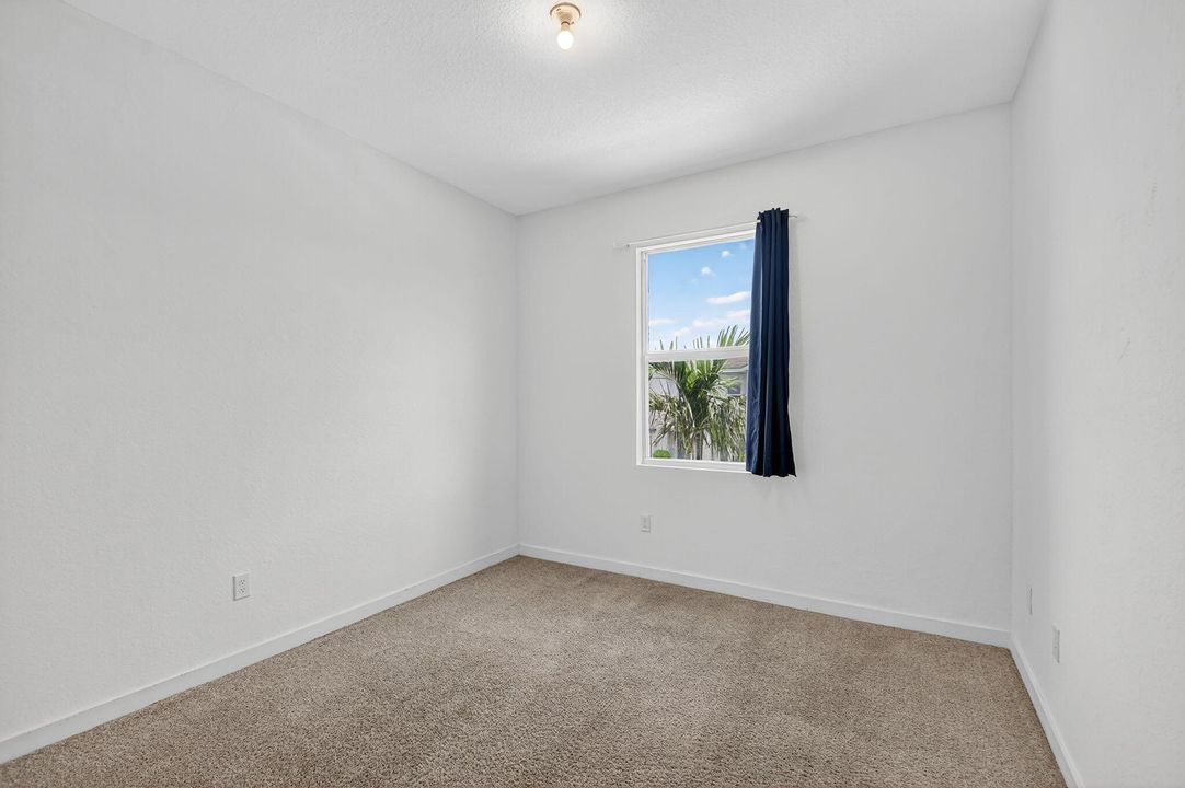 Под контрактом: $513,000 (4 спален, 3 ванн, 1883 Квадратных фут)