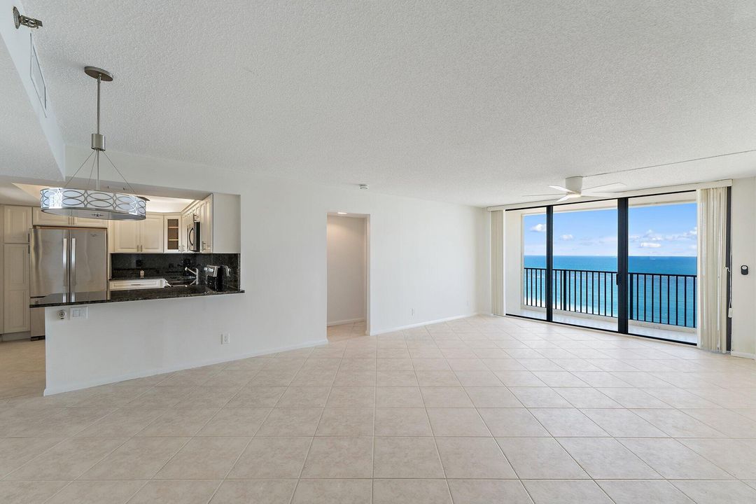 На продажу: $675,000 (2 спален, 2 ванн, 1170 Квадратных фут)