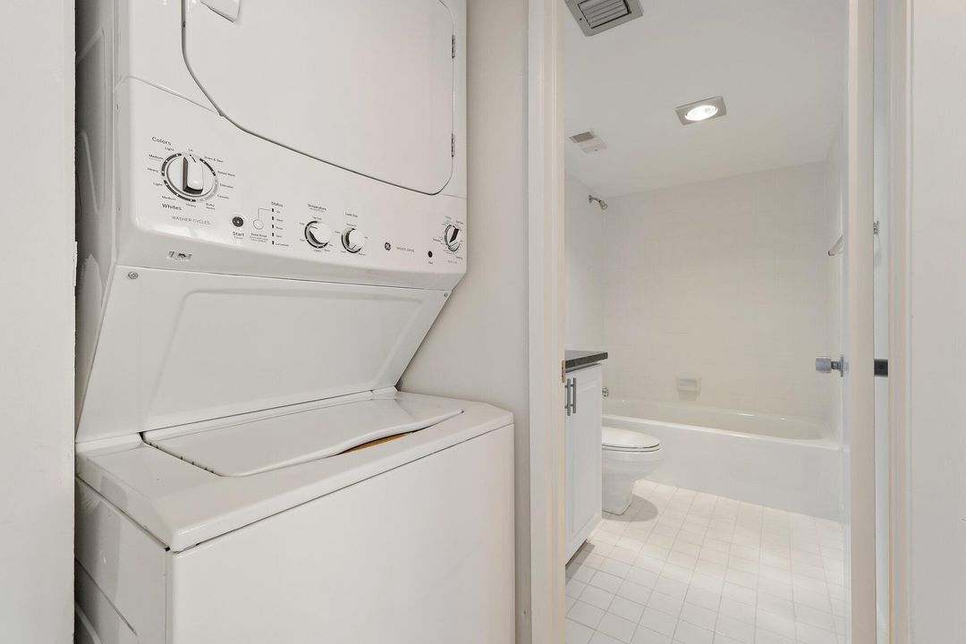 На продажу: $675,000 (2 спален, 2 ванн, 1170 Квадратных фут)