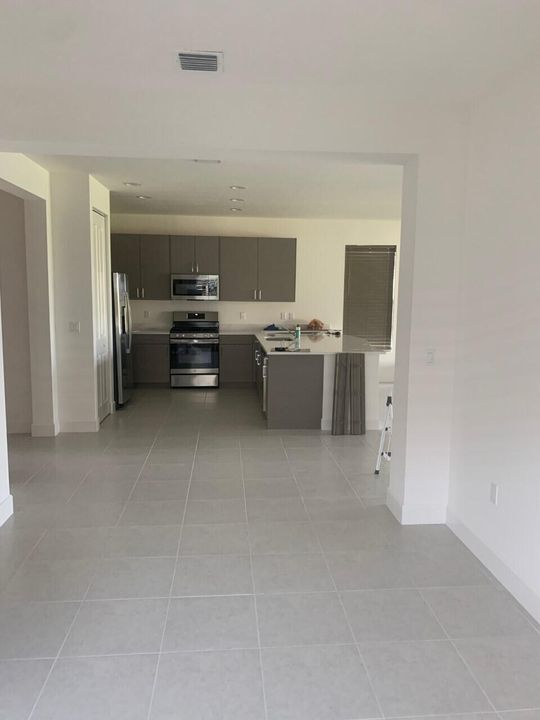 В аренду: $3,500 (3 спален, 2 ванн, 2254 Квадратных фут)