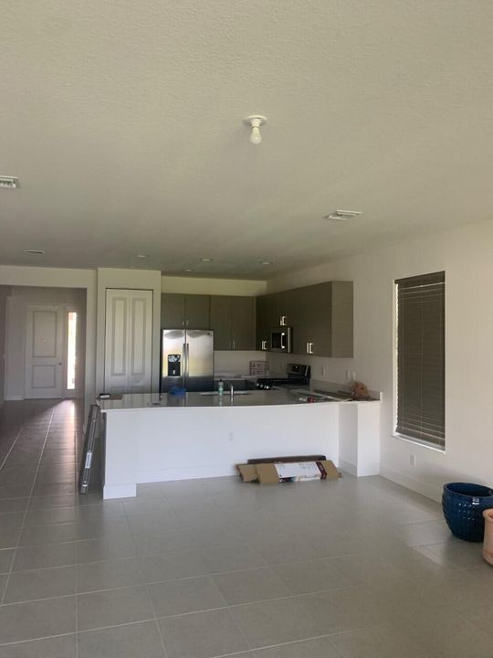 В аренду: $3,500 (3 спален, 2 ванн, 2254 Квадратных фут)