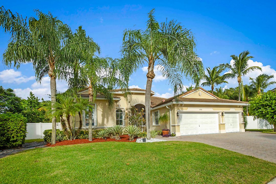 待售: $824,900 (5 贝兹, 3 浴室, 3080 平方英尺)