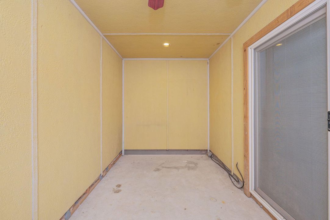 待售: $335,000 (4 贝兹, 3 浴室, 1784 平方英尺)