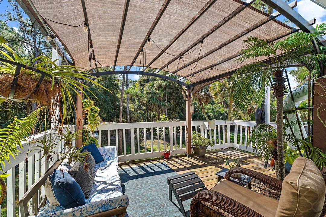 For Sale: $550,000 (3 beds, 2 baths, 1234 Square Feet)