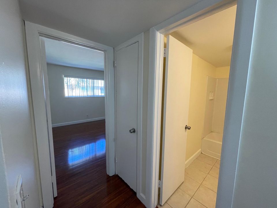 В аренду: $1,750 (2 спален, 1 ванн, 756 Квадратных фут)