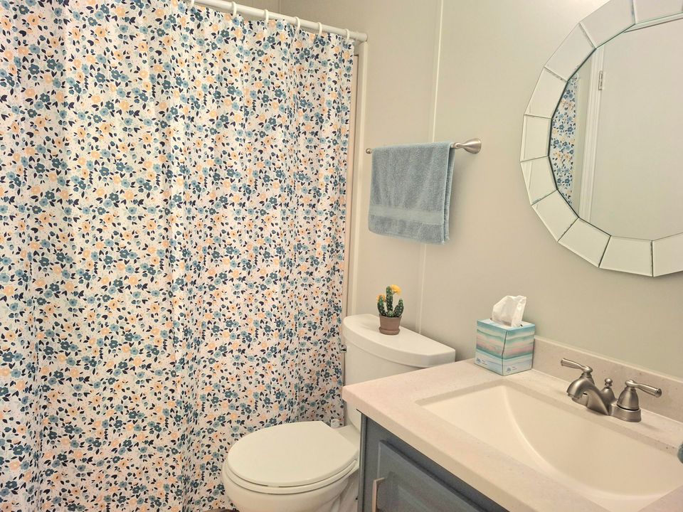 待售: $249,900 (3 贝兹, 2 浴室, 1418 平方英尺)