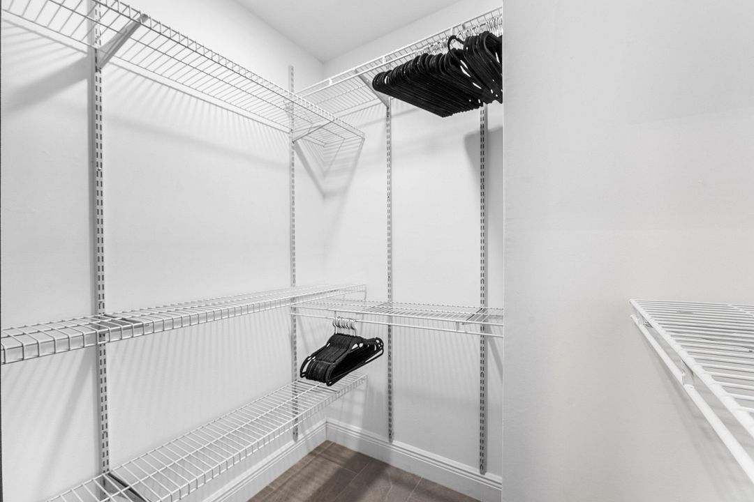 For Sale: $620,000 (2 beds, 2 baths, 1562 Square Feet)