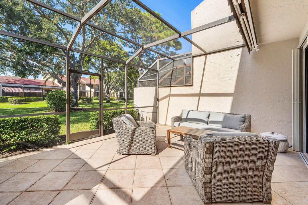 For Sale: $620,000 (2 beds, 2 baths, 1562 Square Feet)