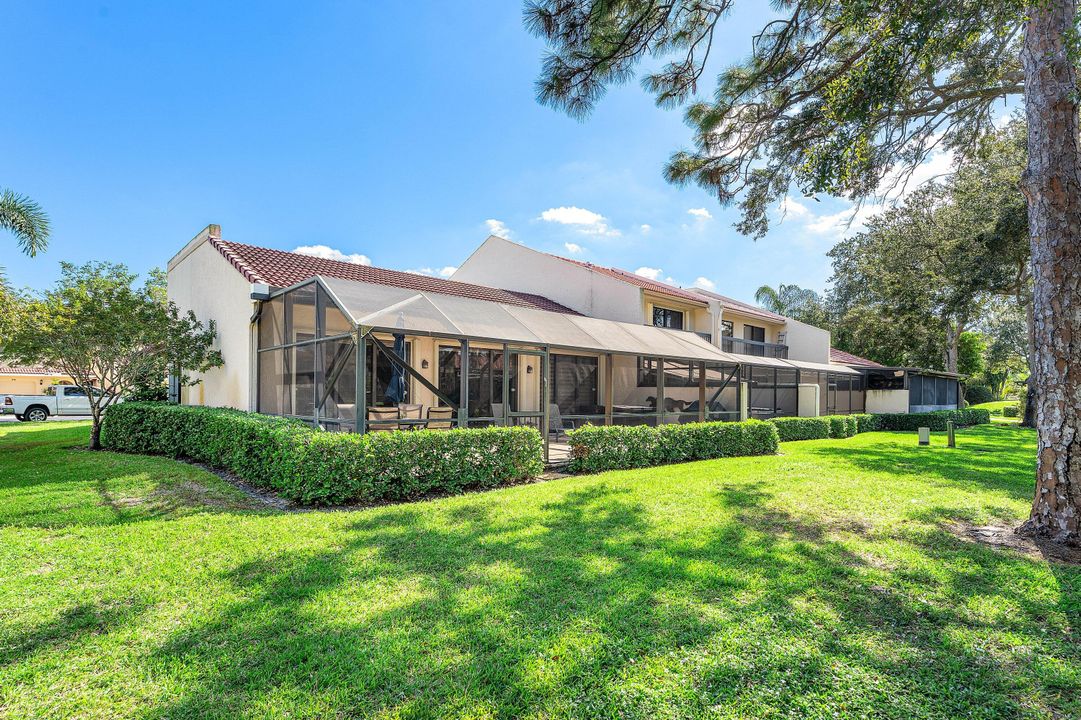 For Sale: $620,000 (2 beds, 2 baths, 1562 Square Feet)