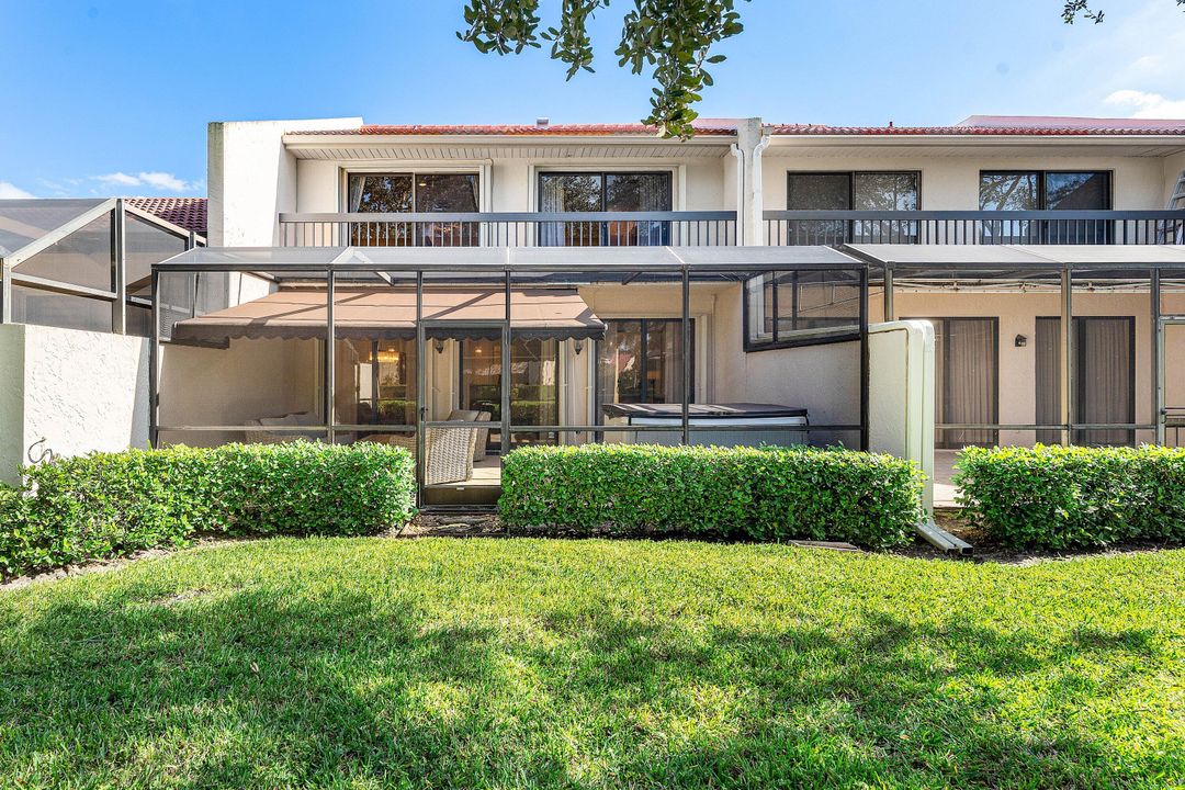 For Sale: $620,000 (2 beds, 2 baths, 1562 Square Feet)