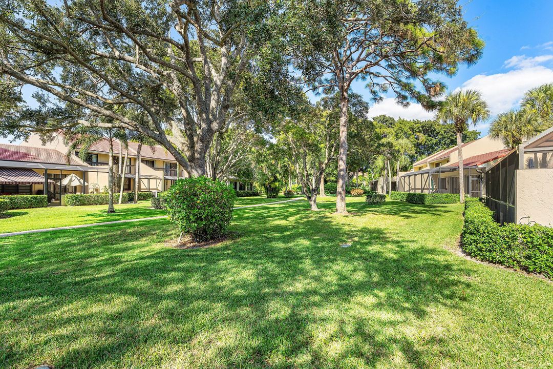 For Sale: $620,000 (2 beds, 2 baths, 1562 Square Feet)