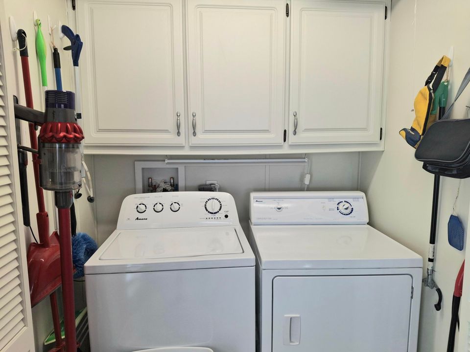 待售: $249,900 (3 贝兹, 2 浴室, 1418 平方英尺)