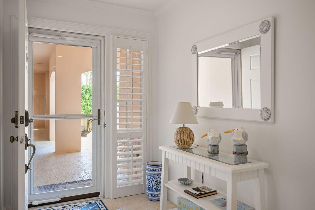 En Venta: $1,275,000 (3 camas, 2 baños, 2259 Pies cuadrados)