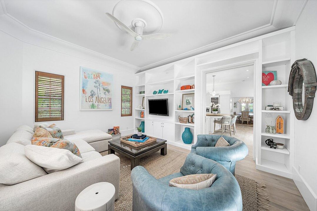 For Sale: $22,995,000 (6 beds, 6 baths, 5200 Square Feet)