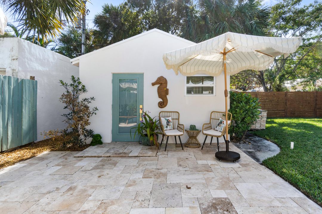 待售: $689,900 (3 贝兹, 2 浴室, 728 平方英尺)