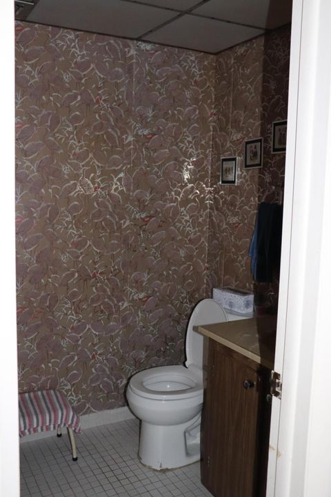 合同活跃: $1,400 (1 贝兹, 1 浴室, 792 平方英尺)