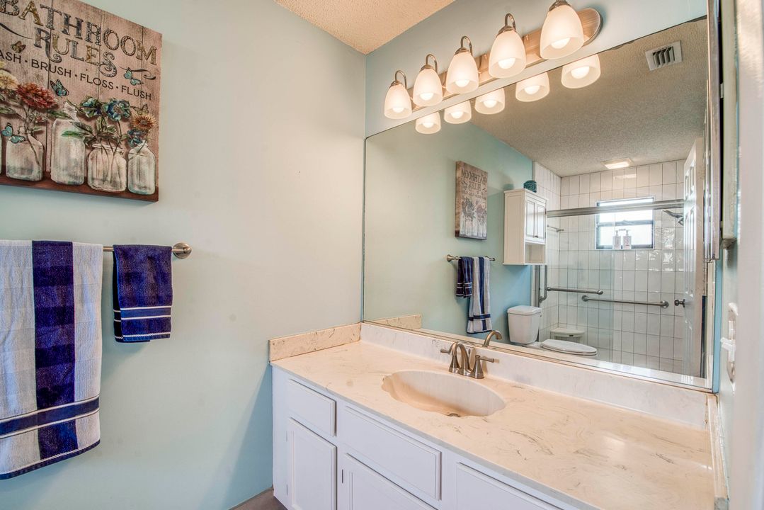 For Sale: $475,000 (3 beds, 2 baths, 1518 Square Feet)