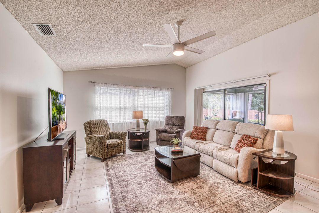 For Sale: $475,000 (3 beds, 2 baths, 1518 Square Feet)