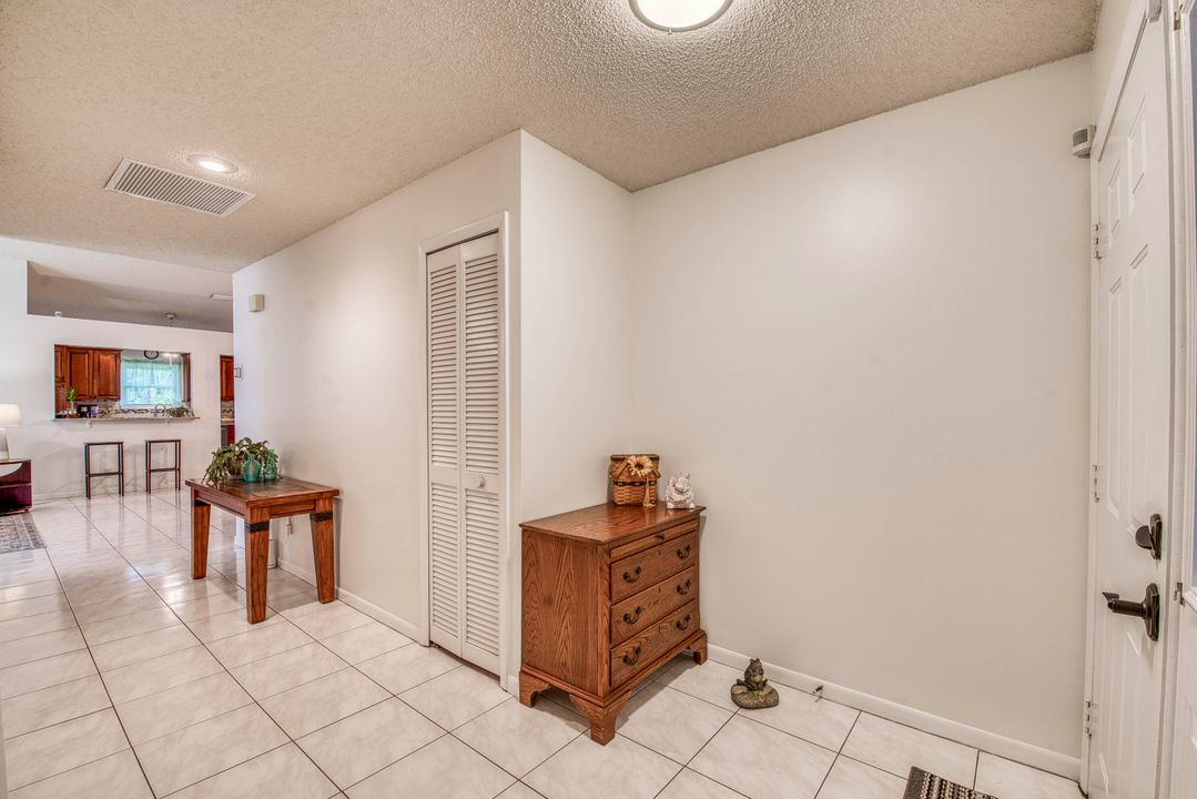 For Sale: $475,000 (3 beds, 2 baths, 1518 Square Feet)