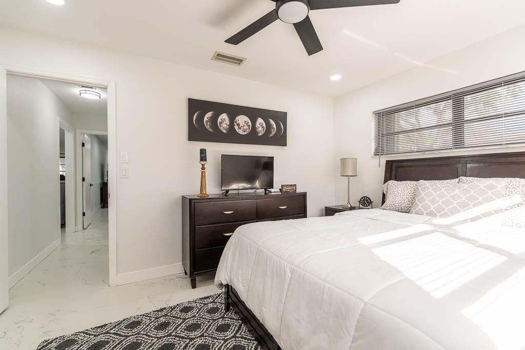 出租: $3,000 (2 贝兹, 2 浴室, 1400 平方英尺)