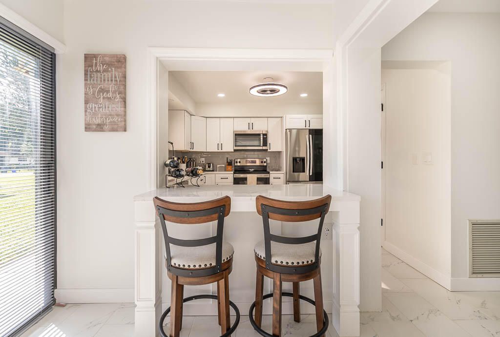 出租: $3,000 (2 贝兹, 2 浴室, 1400 平方英尺)