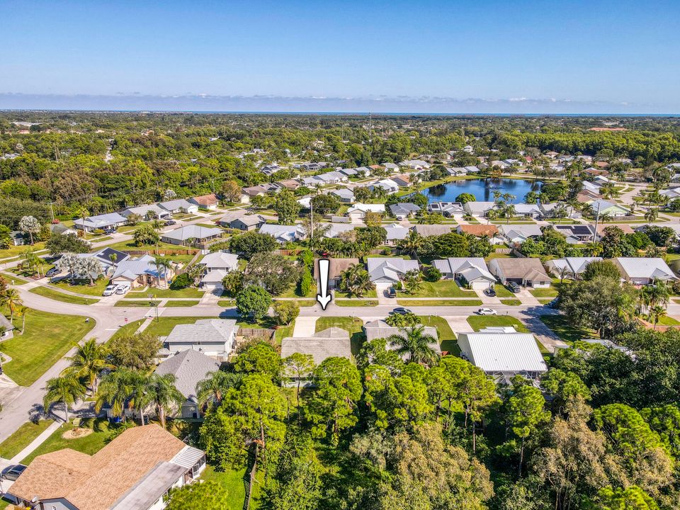 For Sale: $475,000 (3 beds, 2 baths, 1518 Square Feet)