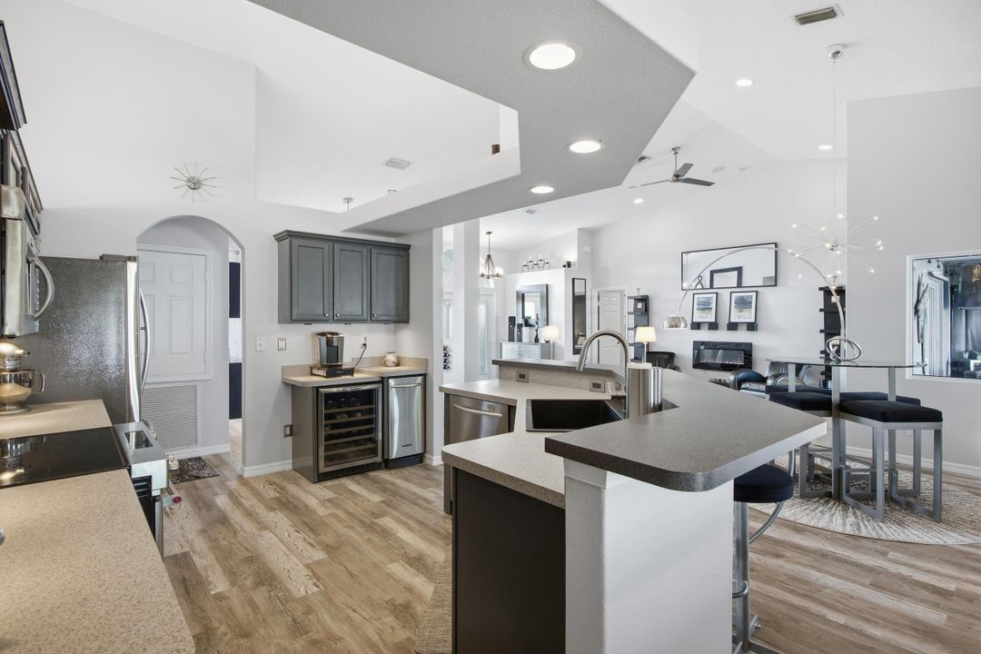 For Sale: $579,900 (3 beds, 2 baths, 2053 Square Feet)