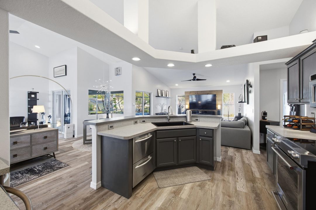 For Sale: $579,900 (3 beds, 2 baths, 2053 Square Feet)