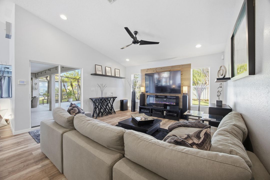 For Sale: $579,900 (3 beds, 2 baths, 2053 Square Feet)