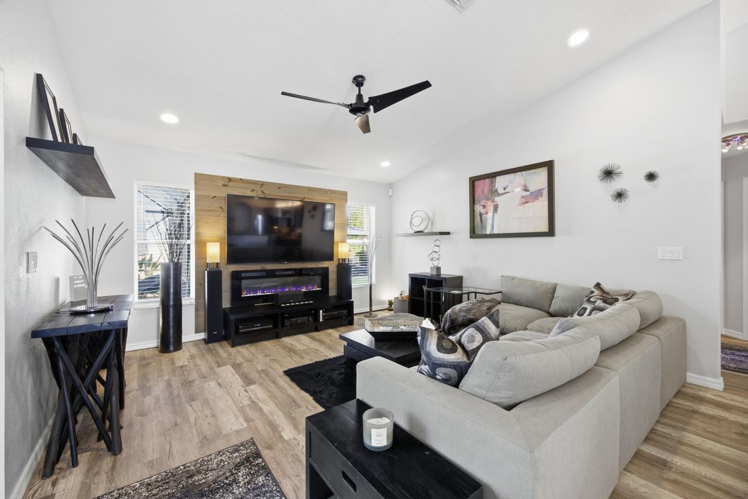 For Sale: $579,900 (3 beds, 2 baths, 2053 Square Feet)