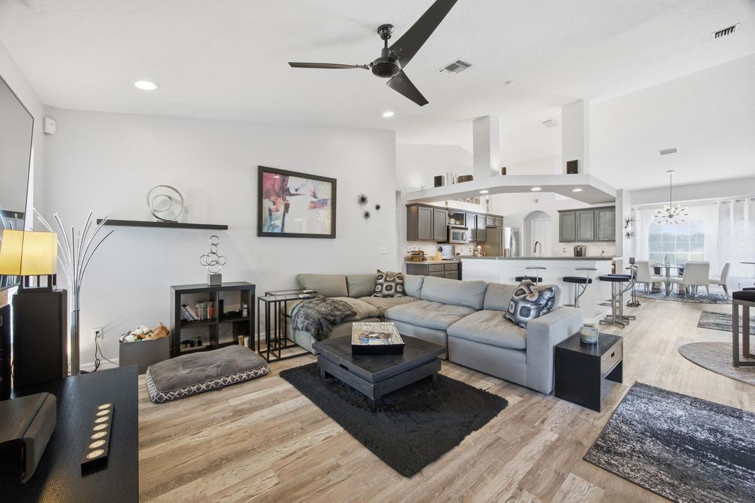 For Sale: $579,900 (3 beds, 2 baths, 2053 Square Feet)