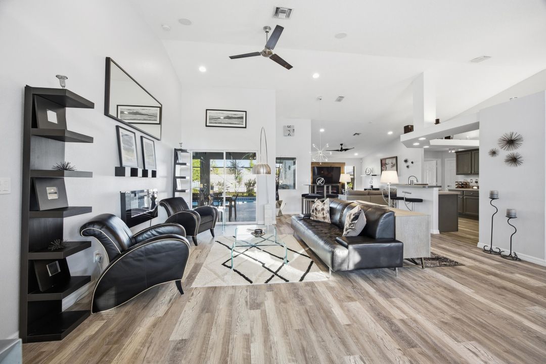 For Sale: $579,900 (3 beds, 2 baths, 2053 Square Feet)