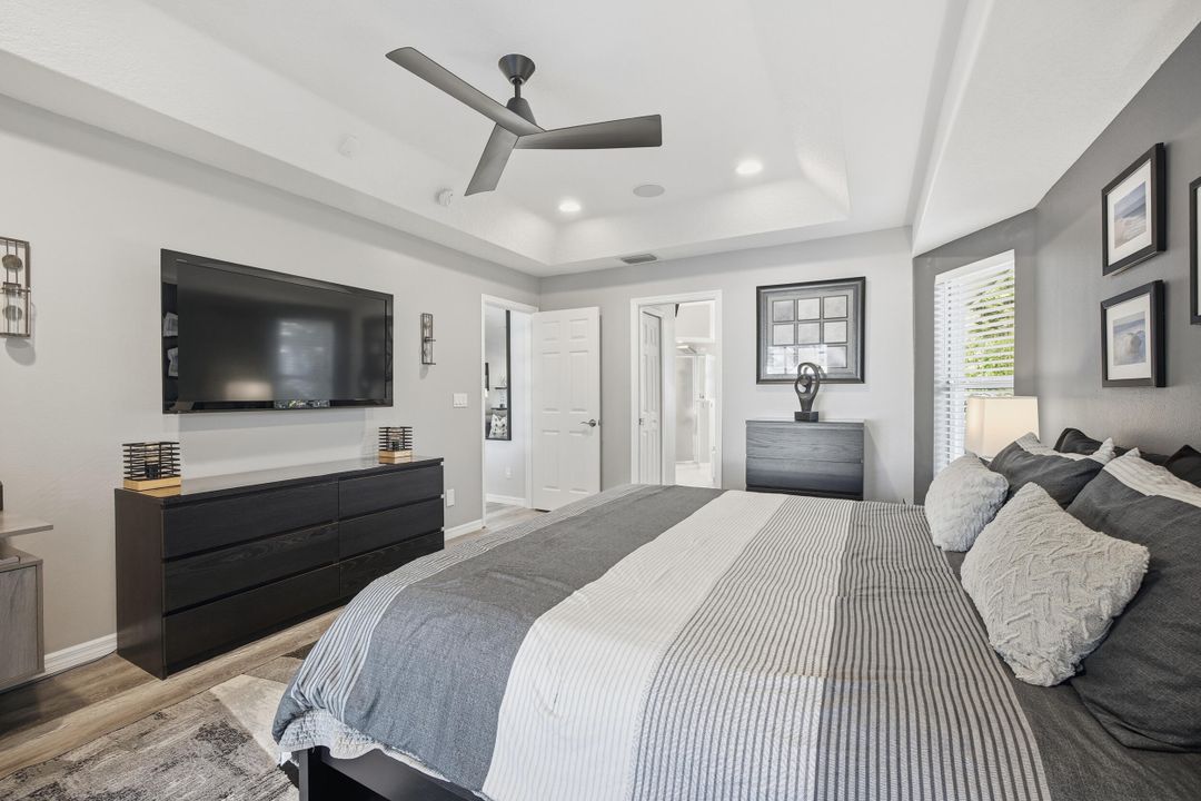 For Sale: $579,900 (3 beds, 2 baths, 2053 Square Feet)