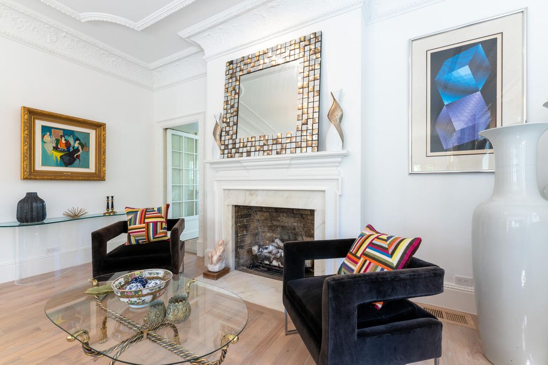 For Sale: $22,995,000 (6 beds, 6 baths, 5200 Square Feet)