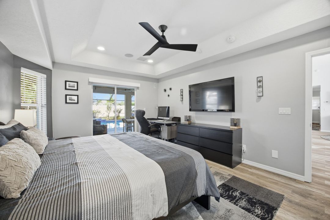 For Sale: $579,900 (3 beds, 2 baths, 2053 Square Feet)