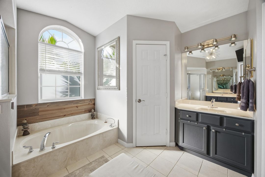 For Sale: $579,900 (3 beds, 2 baths, 2053 Square Feet)