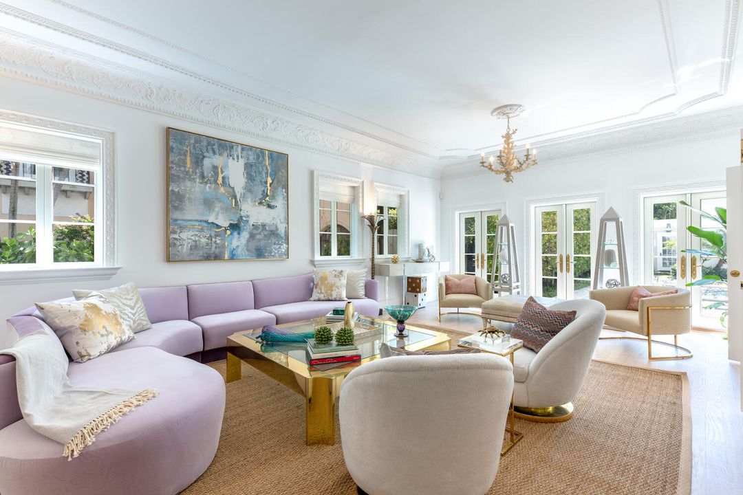 For Sale: $22,995,000 (6 beds, 6 baths, 5200 Square Feet)