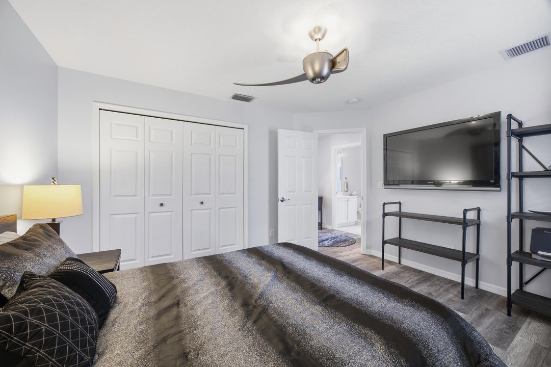 For Sale: $579,900 (3 beds, 2 baths, 2053 Square Feet)