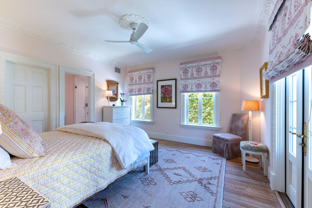 For Sale: $22,995,000 (6 beds, 6 baths, 5200 Square Feet)