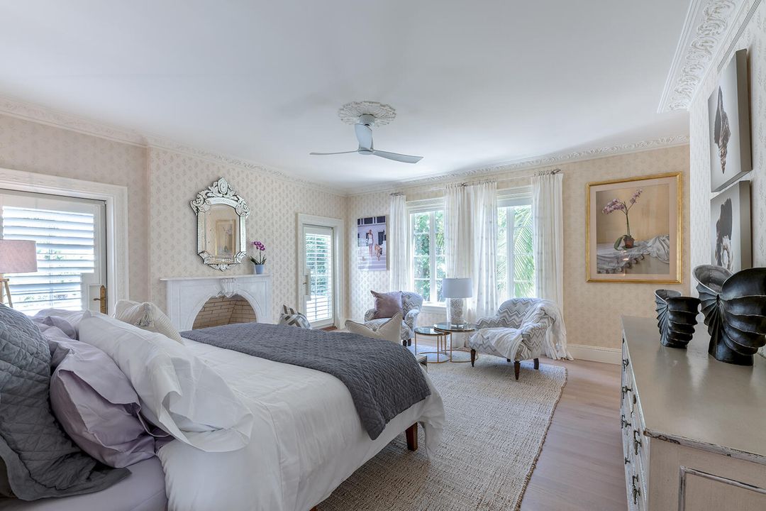 For Sale: $22,995,000 (6 beds, 6 baths, 5200 Square Feet)