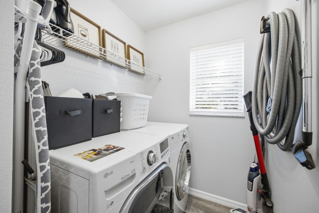 For Sale: $579,900 (3 beds, 2 baths, 2053 Square Feet)