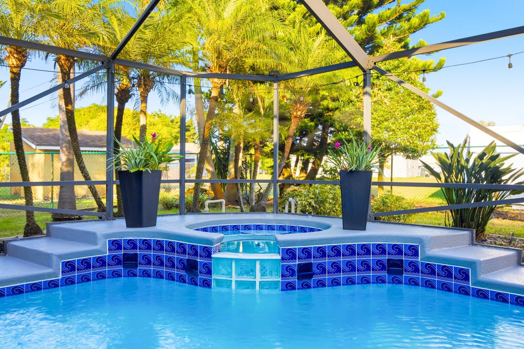 For Sale: $579,900 (3 beds, 2 baths, 2053 Square Feet)