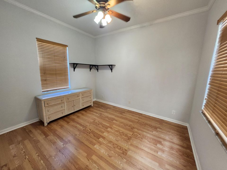 Active With Contract: $2,900 (4 beds, 3 baths, 1870 Square Feet)