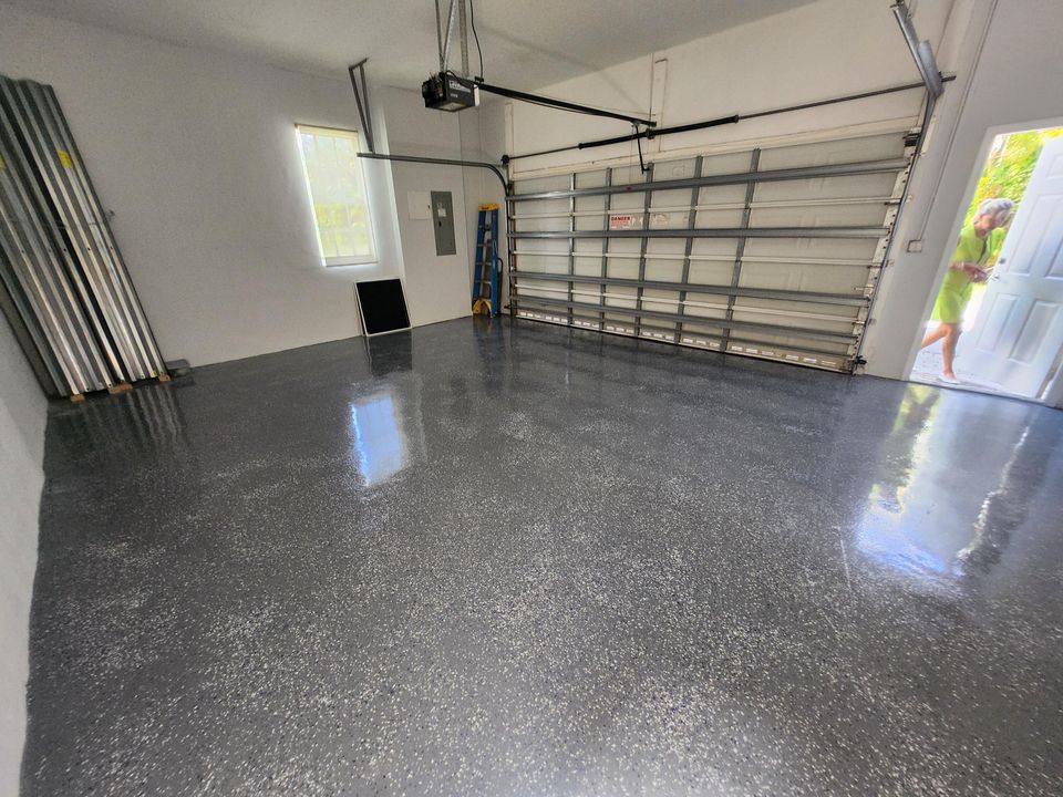 Active With Contract: $2,900 (4 beds, 3 baths, 1870 Square Feet)