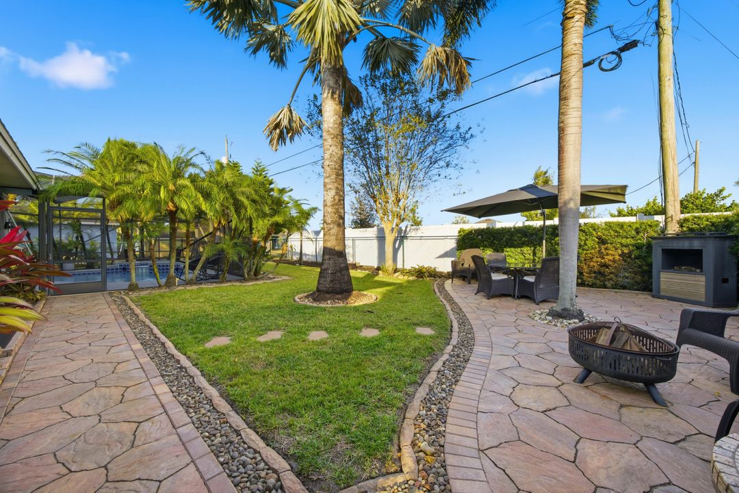 For Sale: $579,900 (3 beds, 2 baths, 2053 Square Feet)