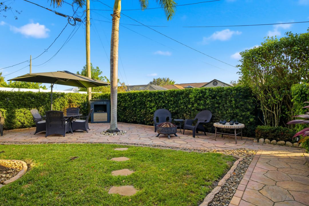 For Sale: $579,900 (3 beds, 2 baths, 2053 Square Feet)