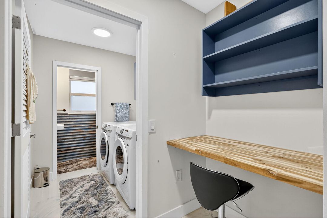 For Sale: $1,295,000 (3 beds, 2 baths, 2172 Square Feet)