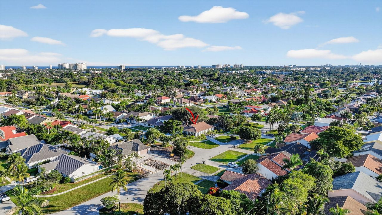 For Sale: $1,295,000 (3 beds, 2 baths, 2172 Square Feet)