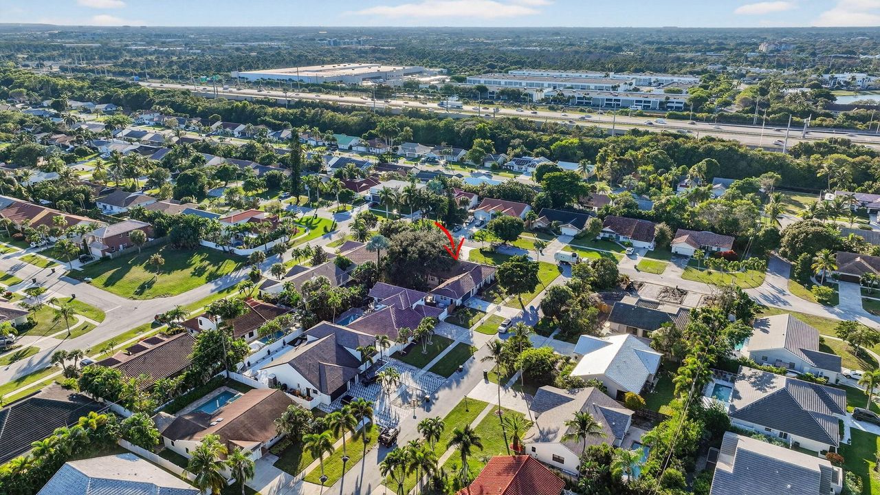 For Sale: $1,295,000 (3 beds, 2 baths, 2172 Square Feet)
